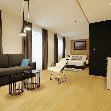 Rooms Bura I Jugo Zadar Exterior photo