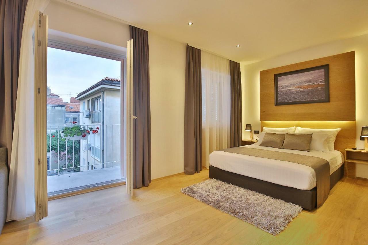 Rooms Bura I Jugo Zadar Exterior photo