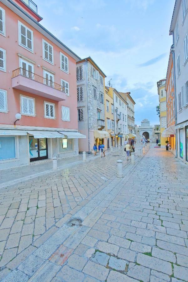 Rooms Bura I Jugo Zadar Exterior photo